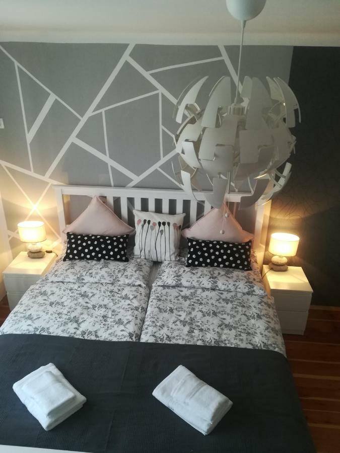 Apartments Justin Блед Екстериор снимка